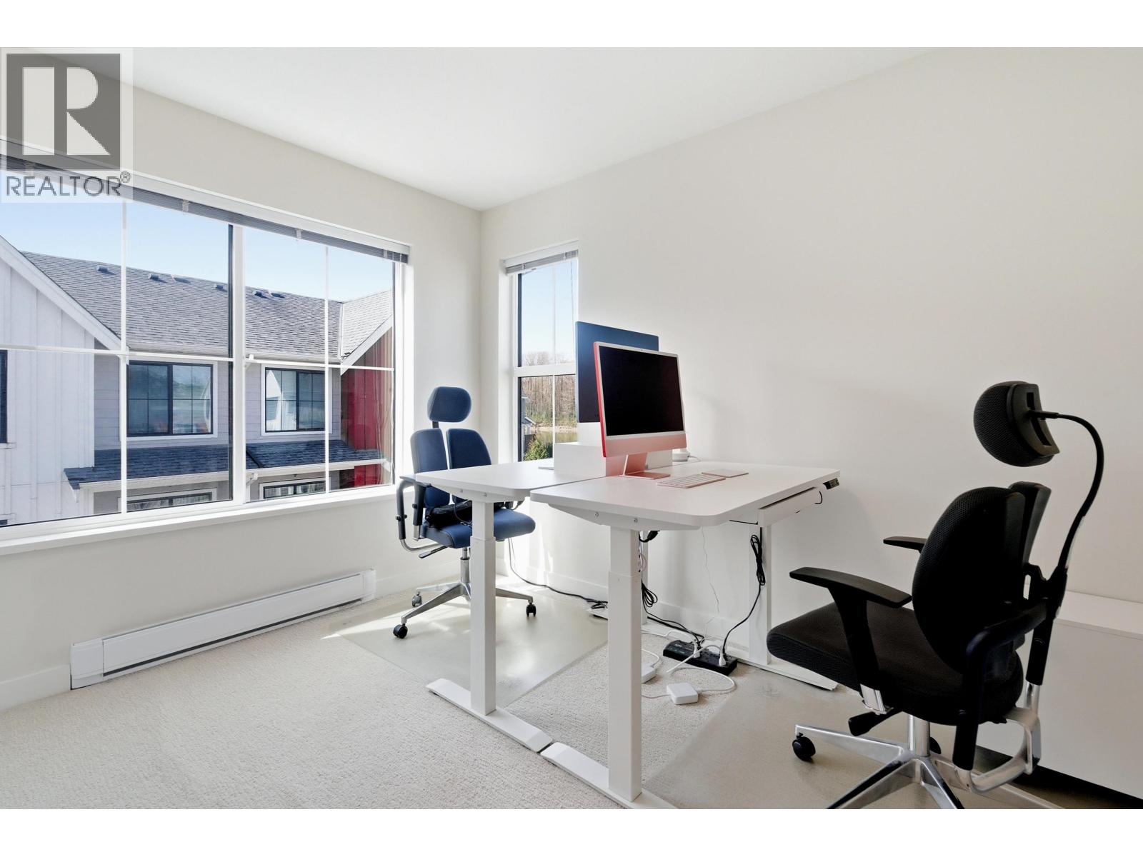 94 488 FURNESS STREET, New Westminster