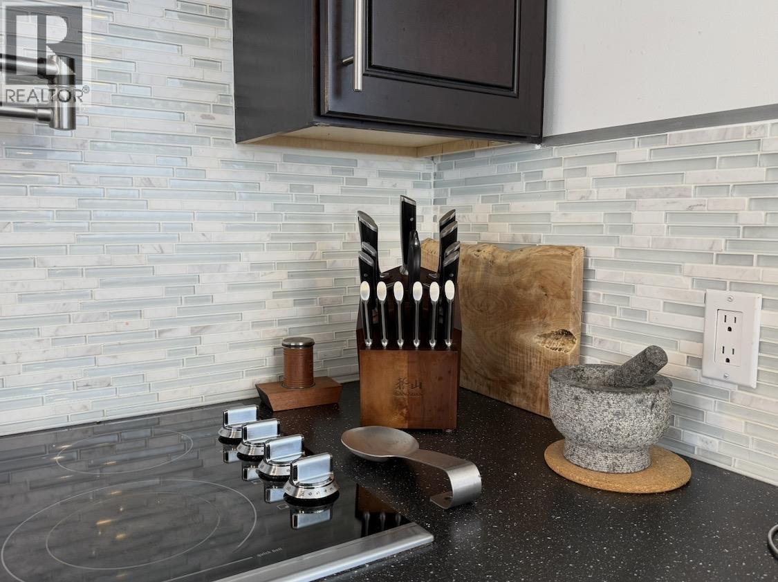 19 SWALLOW STREET - 6