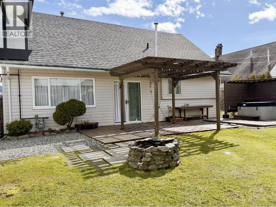 19 SWALLOW STREET - 24