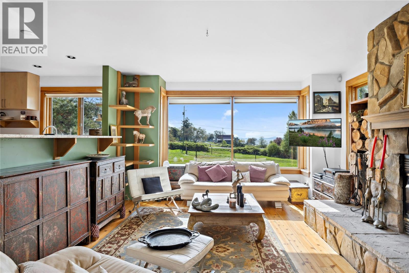 2035 PACE RD - Image 2