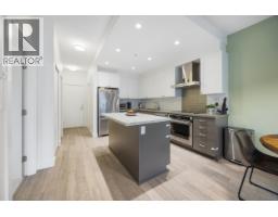 209 3399 Noel Drive, Burnaby, BC V3J0G8 Photo 8