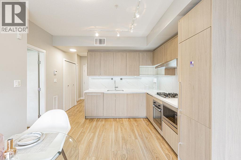 #312-9388 ODLIN Road, Richmond