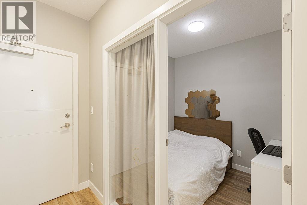 #312-9388 ODLIN Road, Richmond