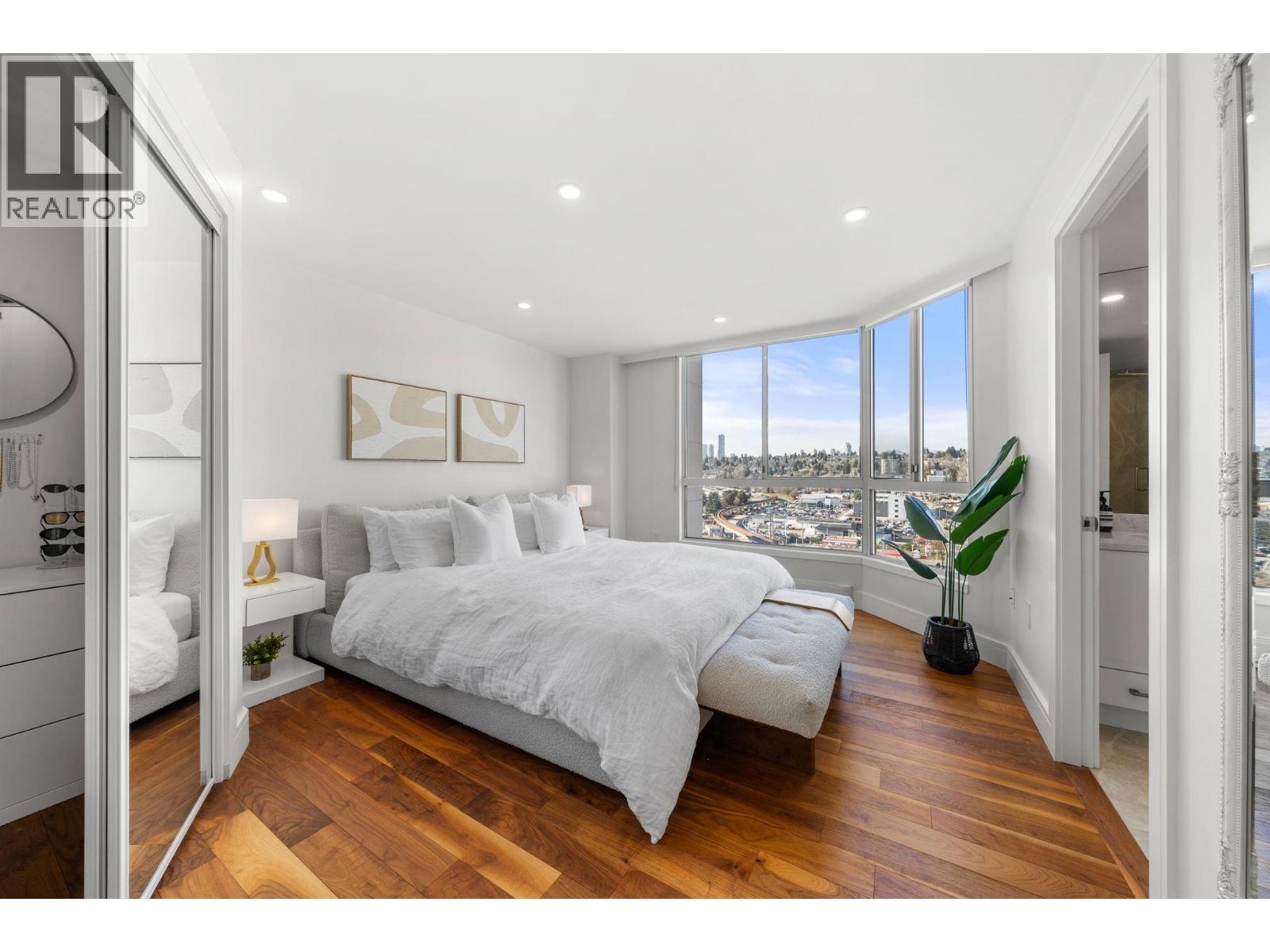 1704 1245 QUAYSIDE DRIVE, New Westminster