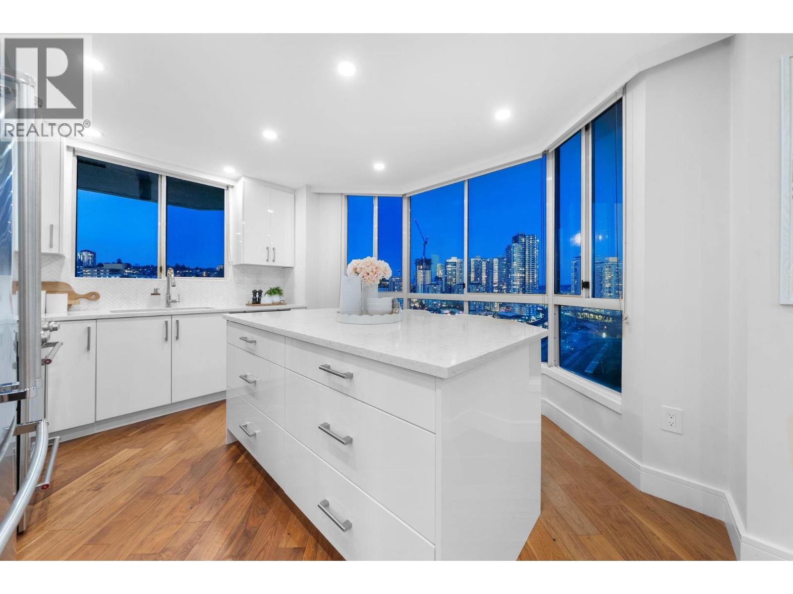 1704 1245 QUAYSIDE DRIVE, New Westminster