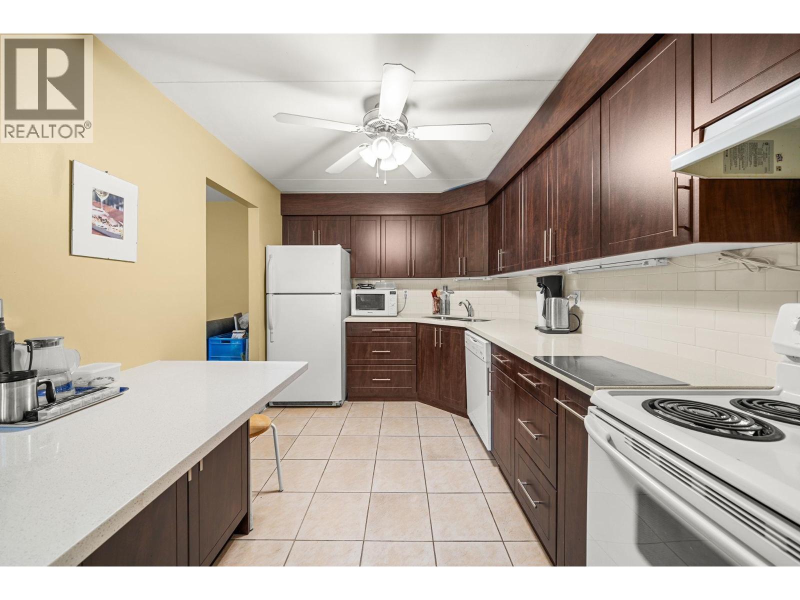 6651 MINORU Boulevard, Richmond