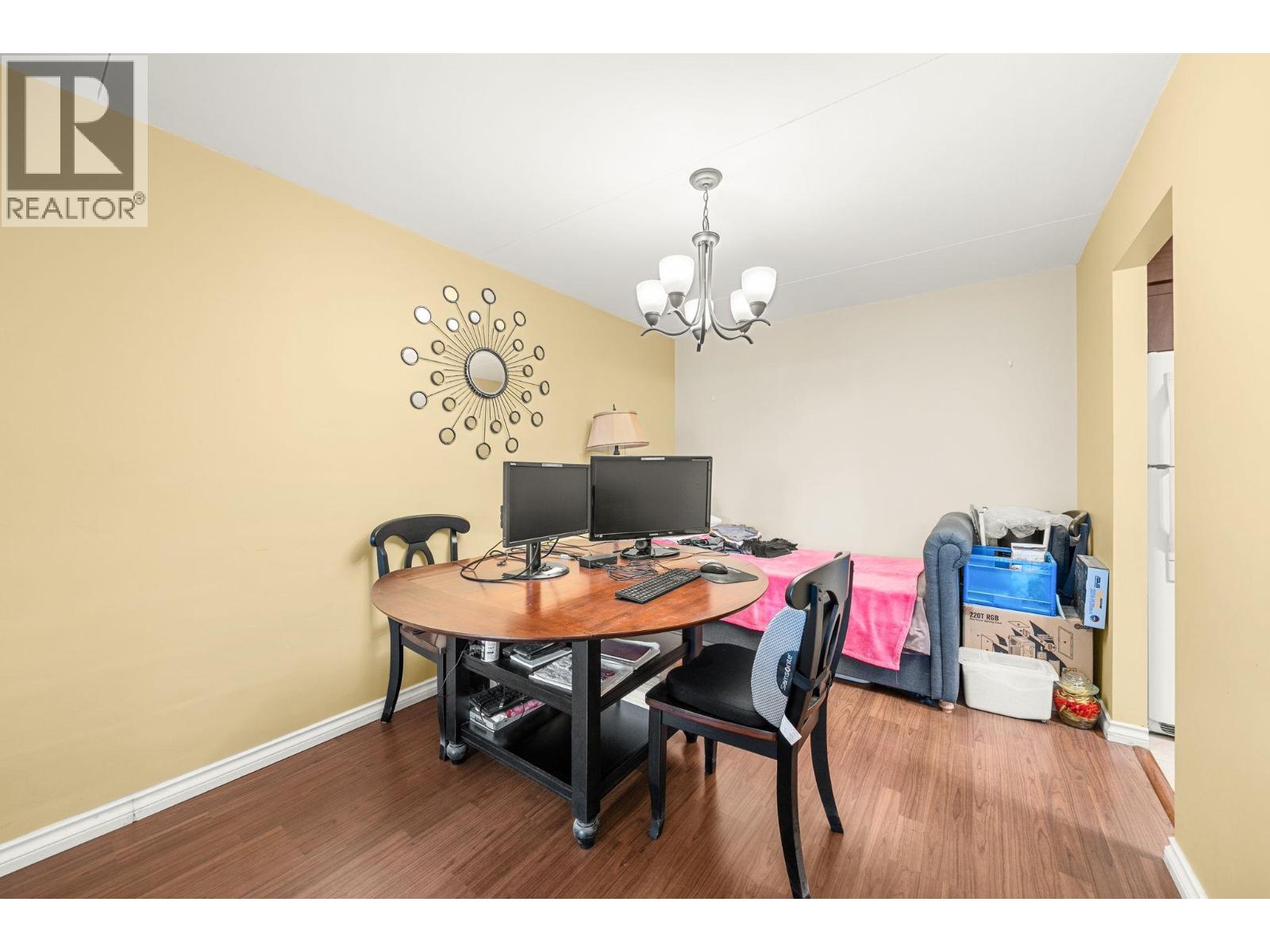 6651 MINORU Boulevard, Richmond