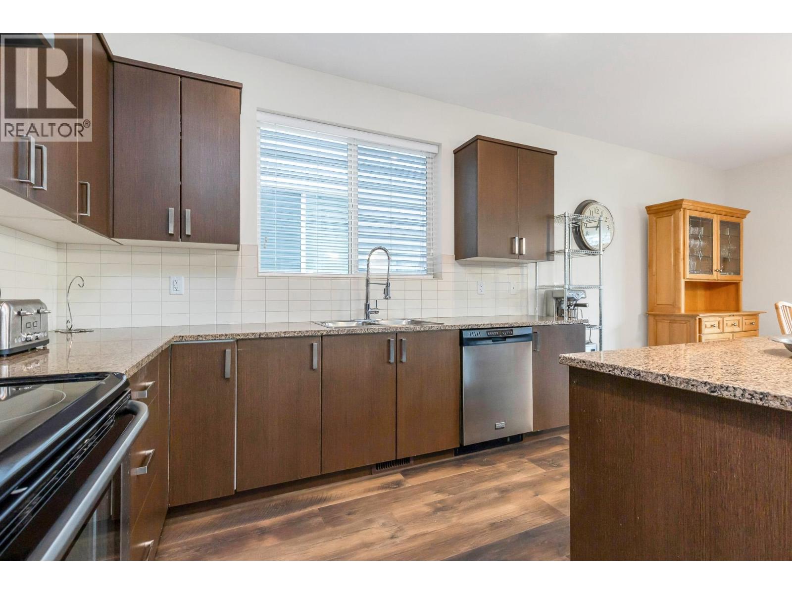 10777 ERSKINE STREET, Maple Ridge