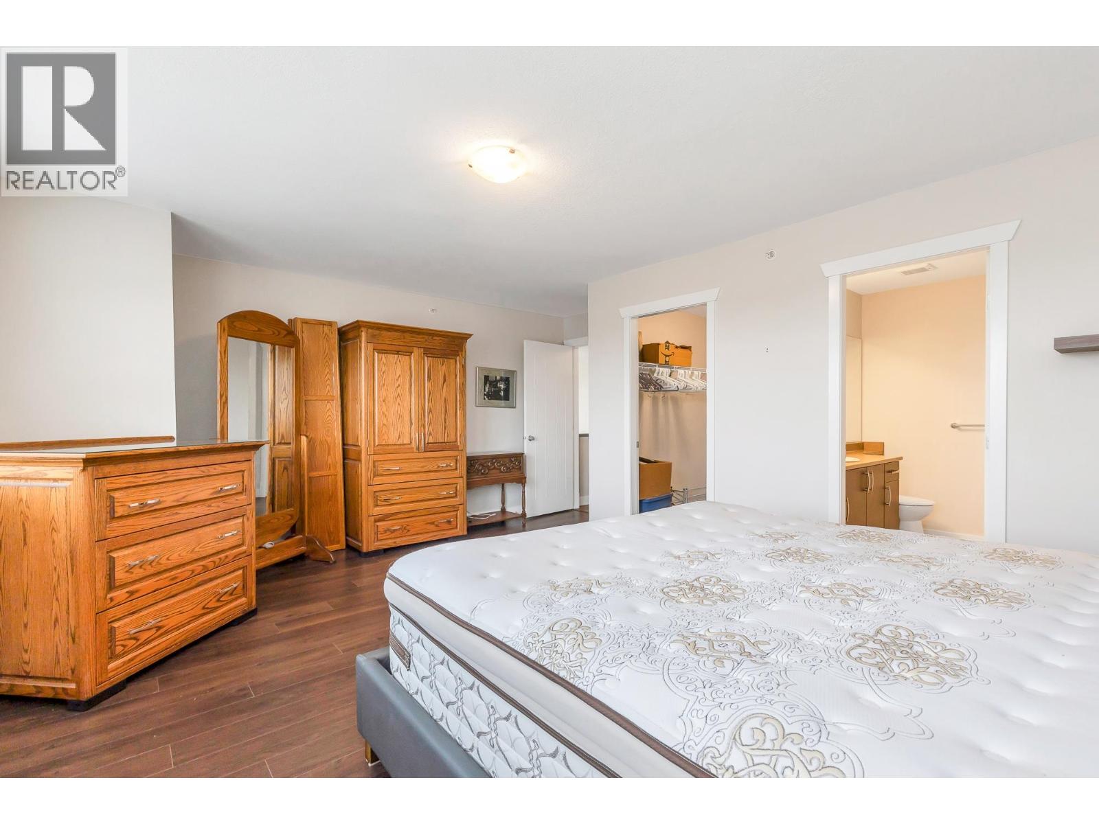 10777 ERSKINE STREET, Maple Ridge