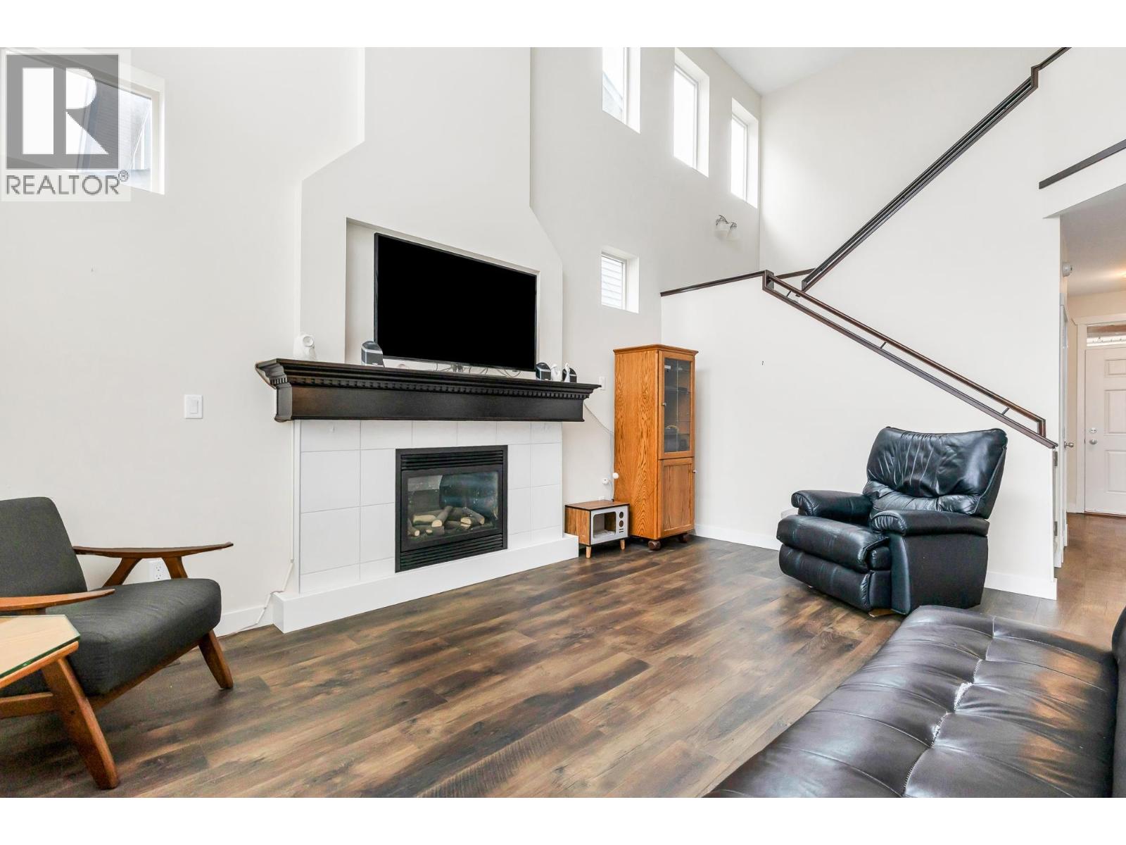 10777 ERSKINE STREET, Maple Ridge