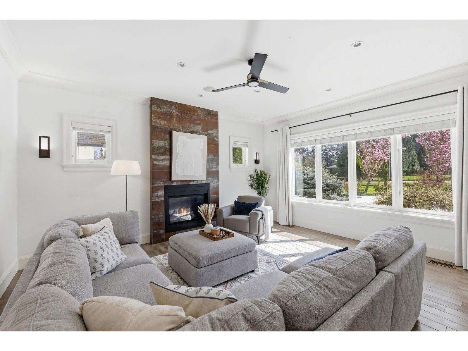 20053 FERNRIDGE CRESCENT, Langley