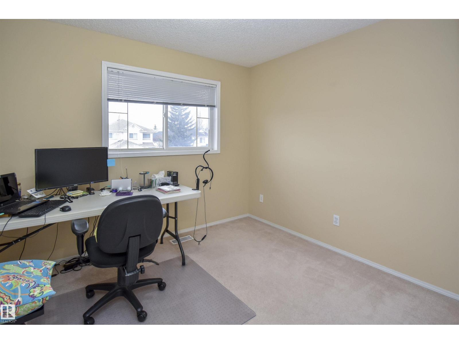 4112 37A AV NW, Edmonton