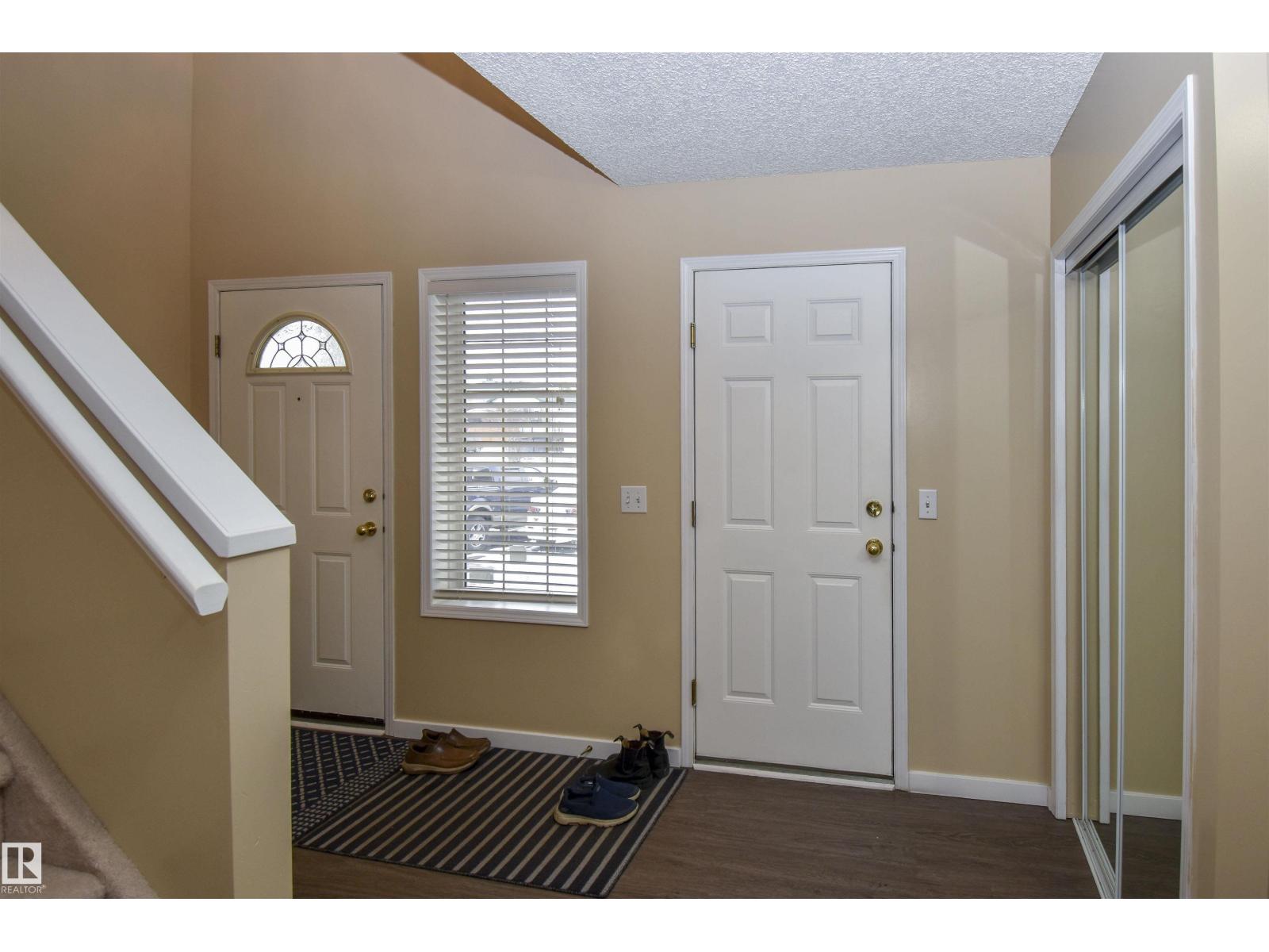 4112 37A AV NW - 3