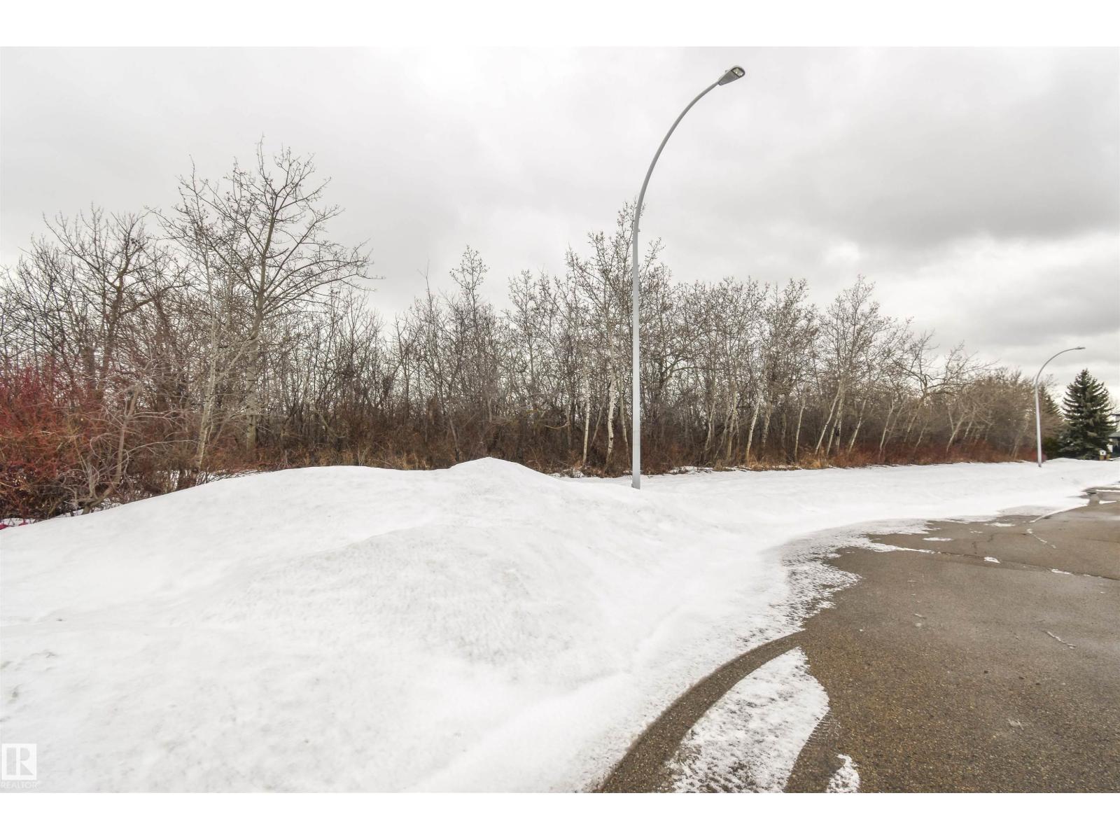 4112 37A AV NW - 37