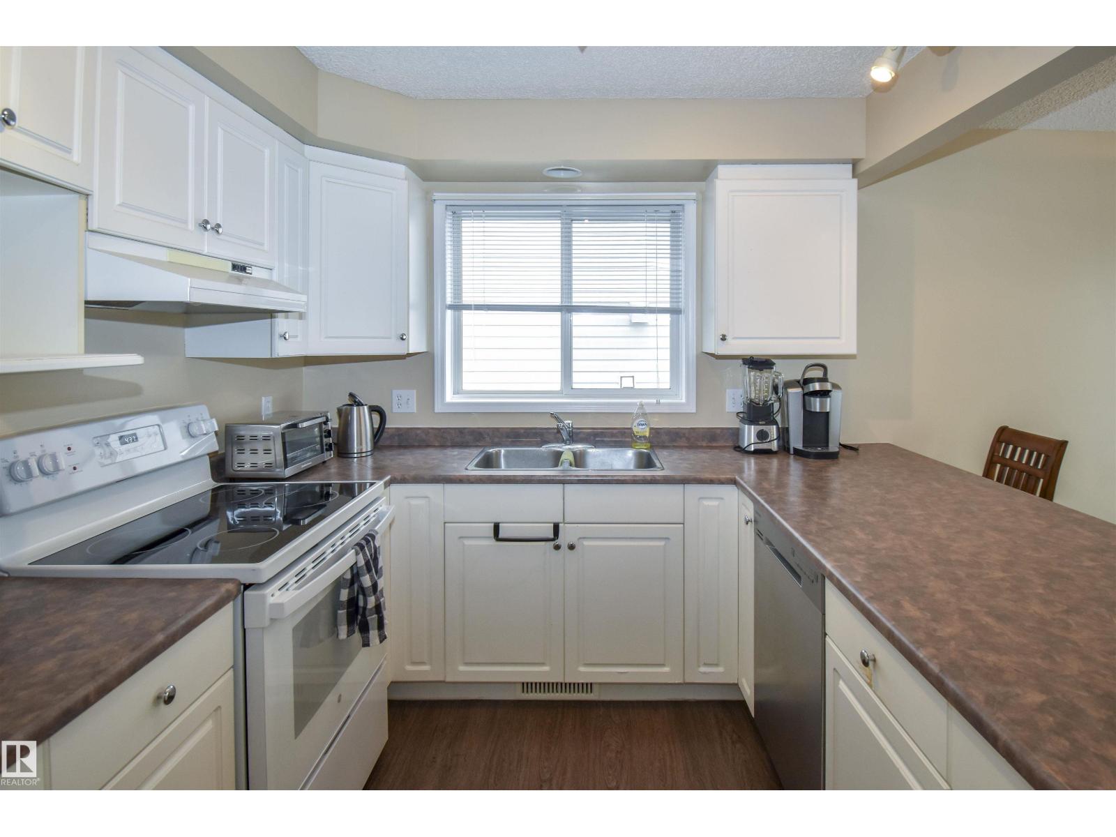 4112 37A AV NW, Edmonton