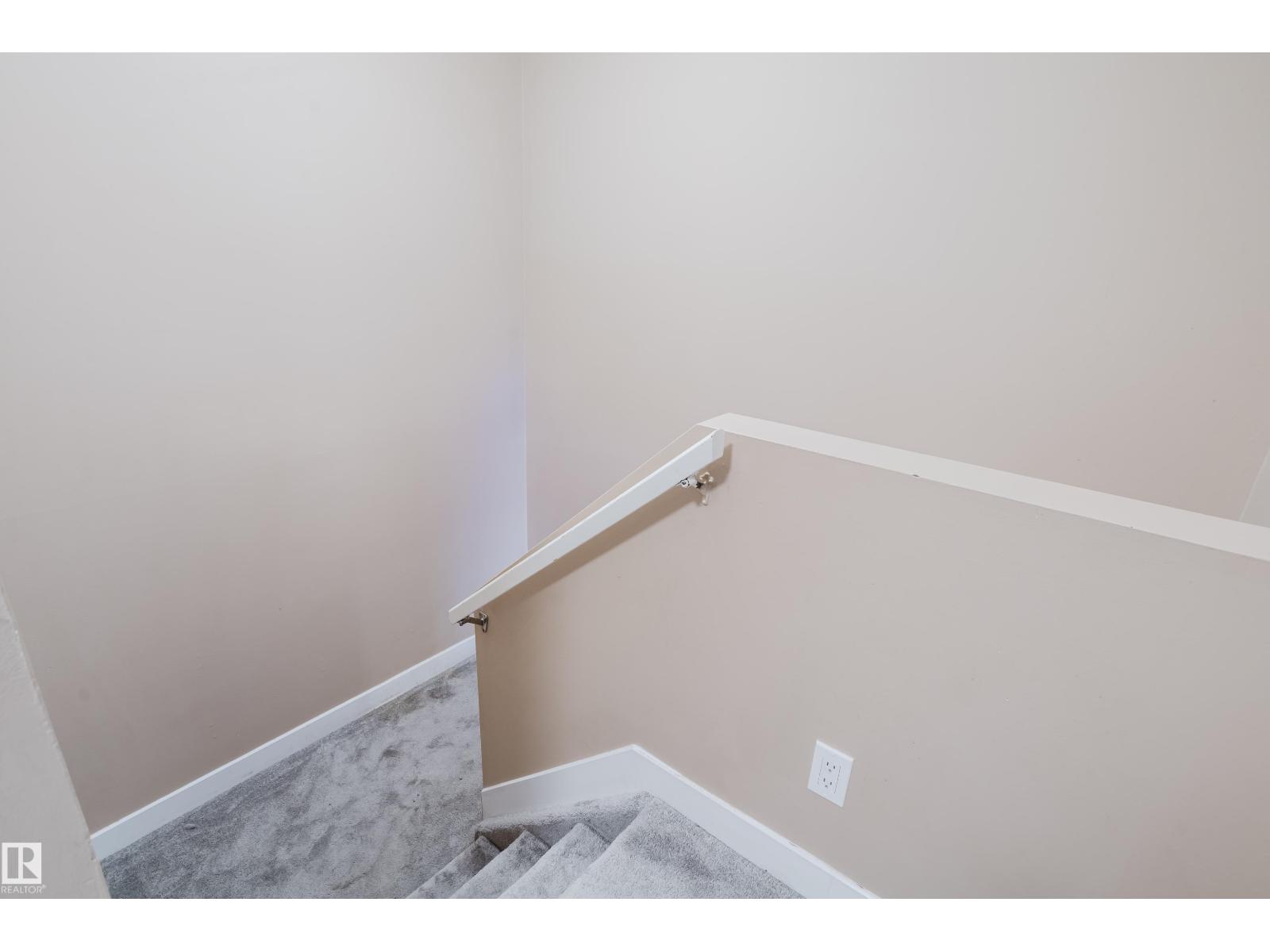 #8 14120 80 ST NW, Edmonton