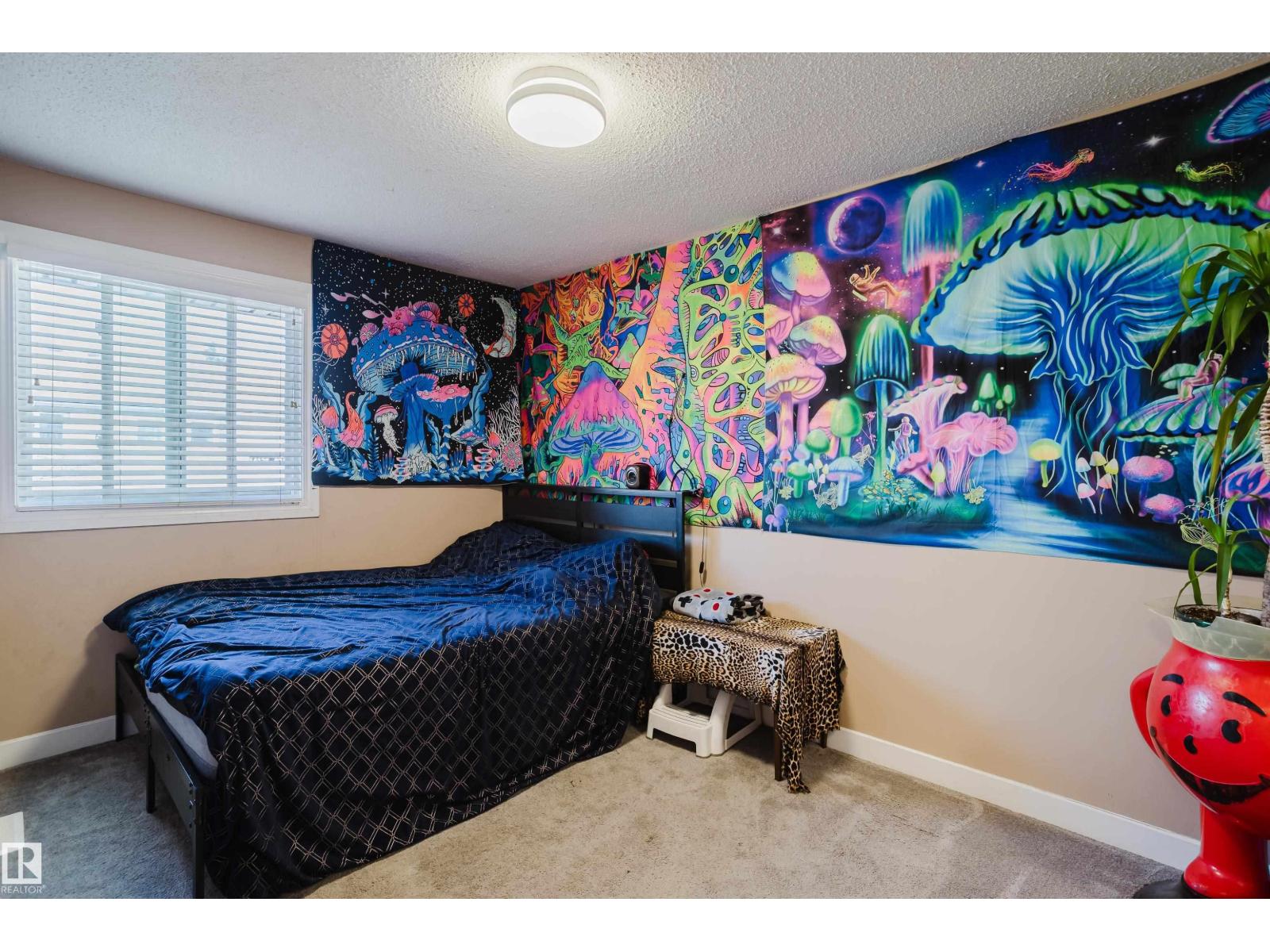 #8 14120 80 ST NW - 12