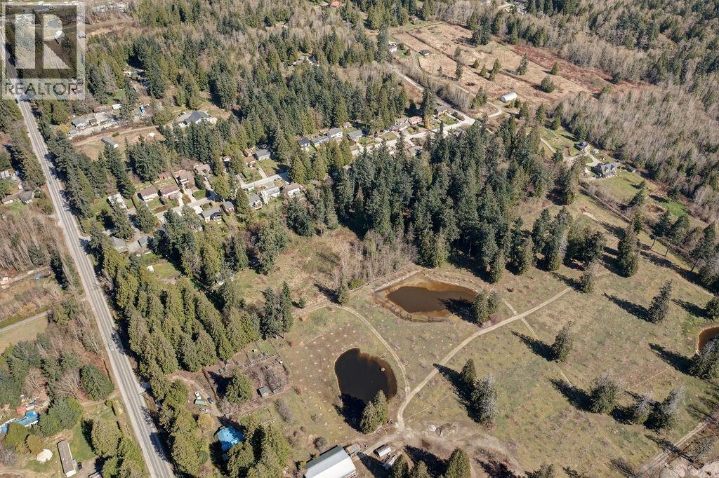 394 PRATT ROAD, Gibsons