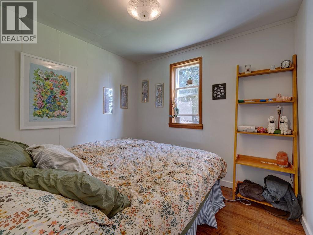 394 PRATT ROAD, Gibsons