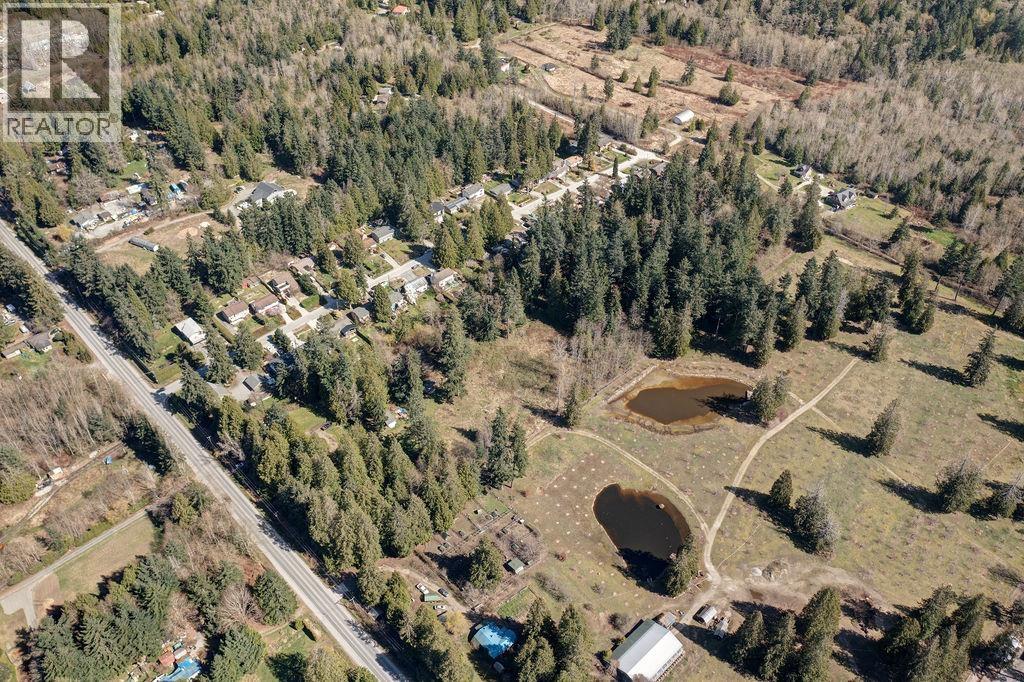 394 PRATT ROAD, Gibsons