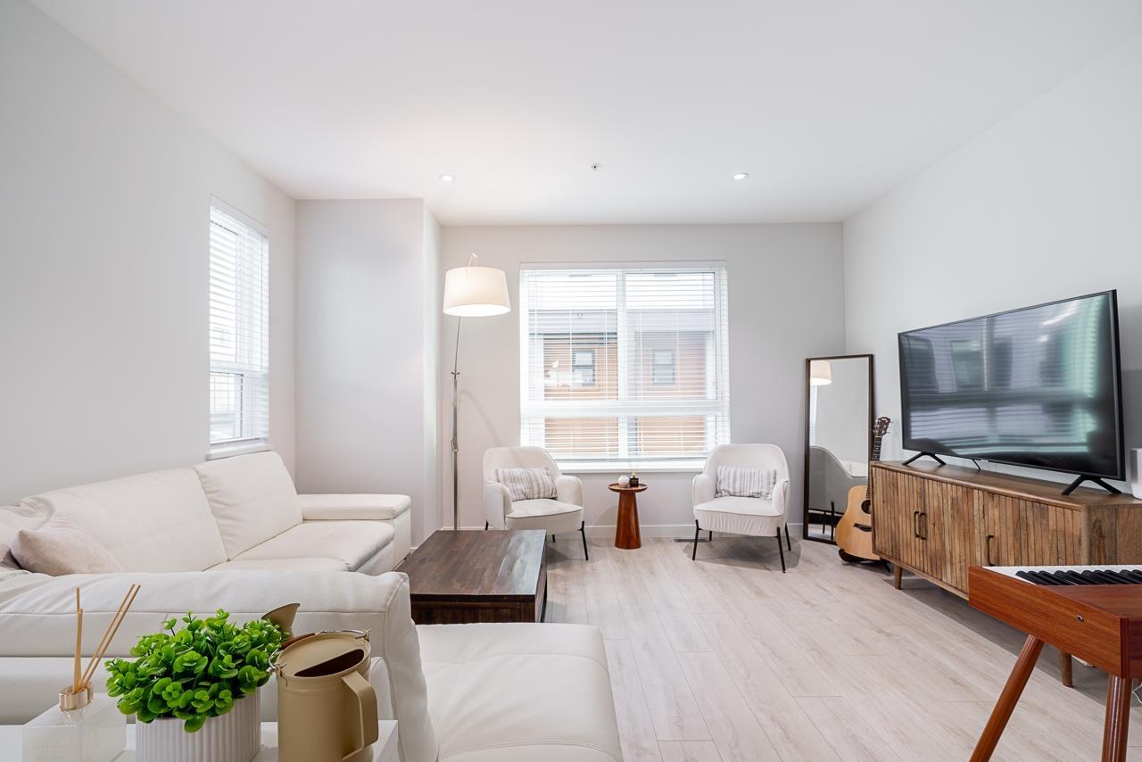 50 20057 82 AVENUE, Langley