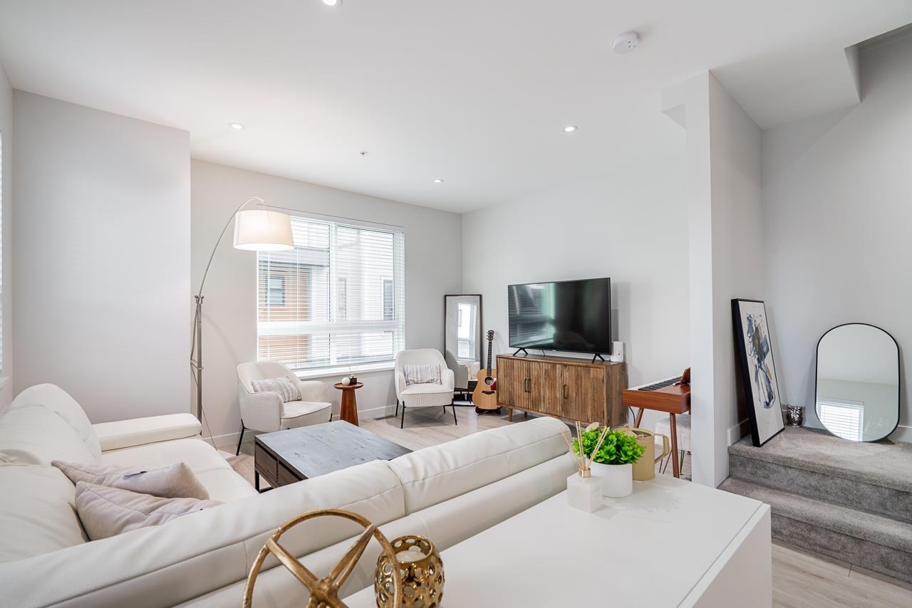 50 20057 82 AVENUE, Langley