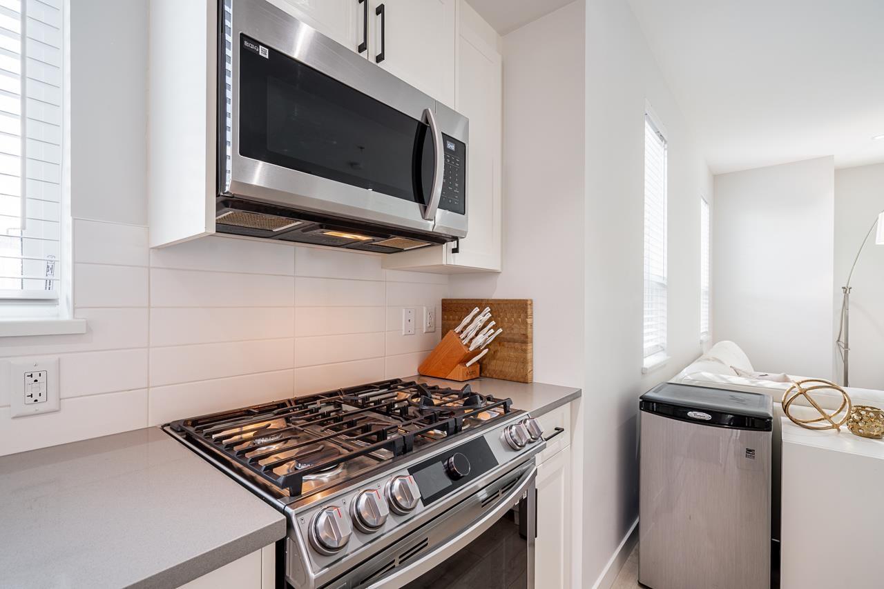 50 20057 82 AVENUE, Langley