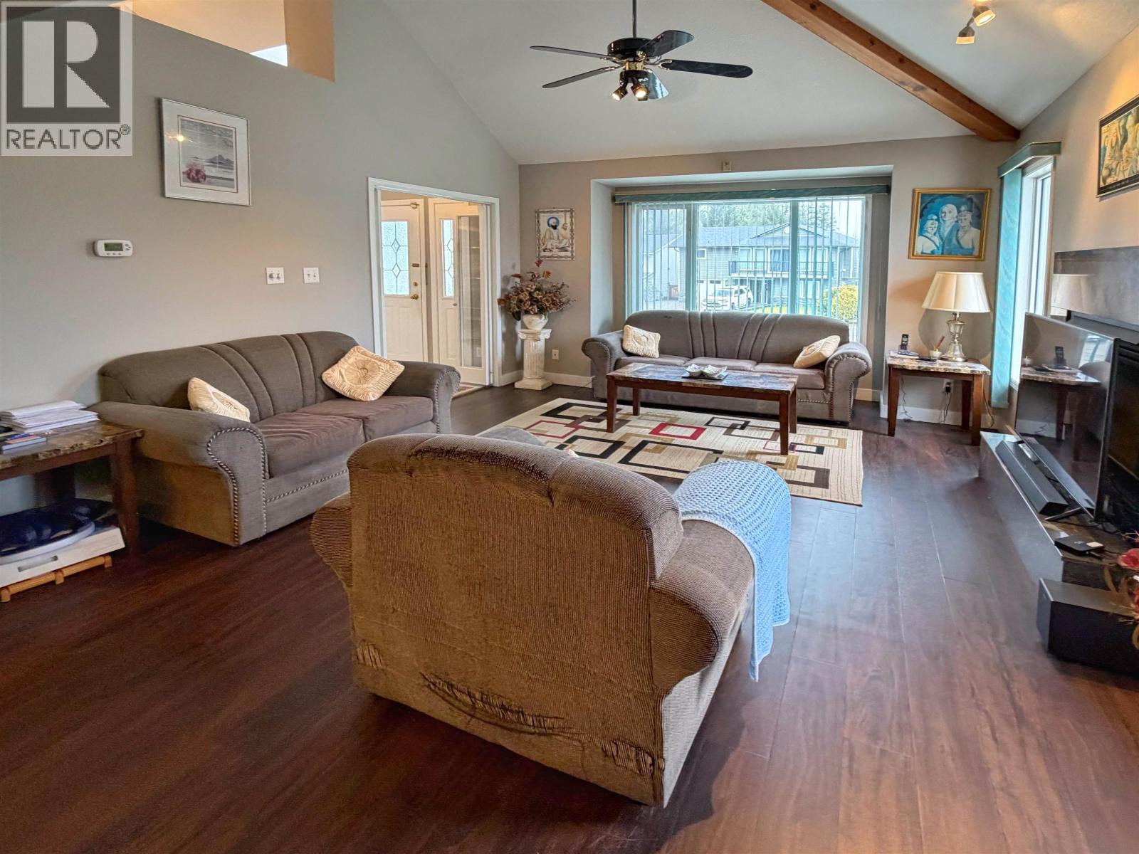 896 PRINCE RUPERT BOULEVARD - 8