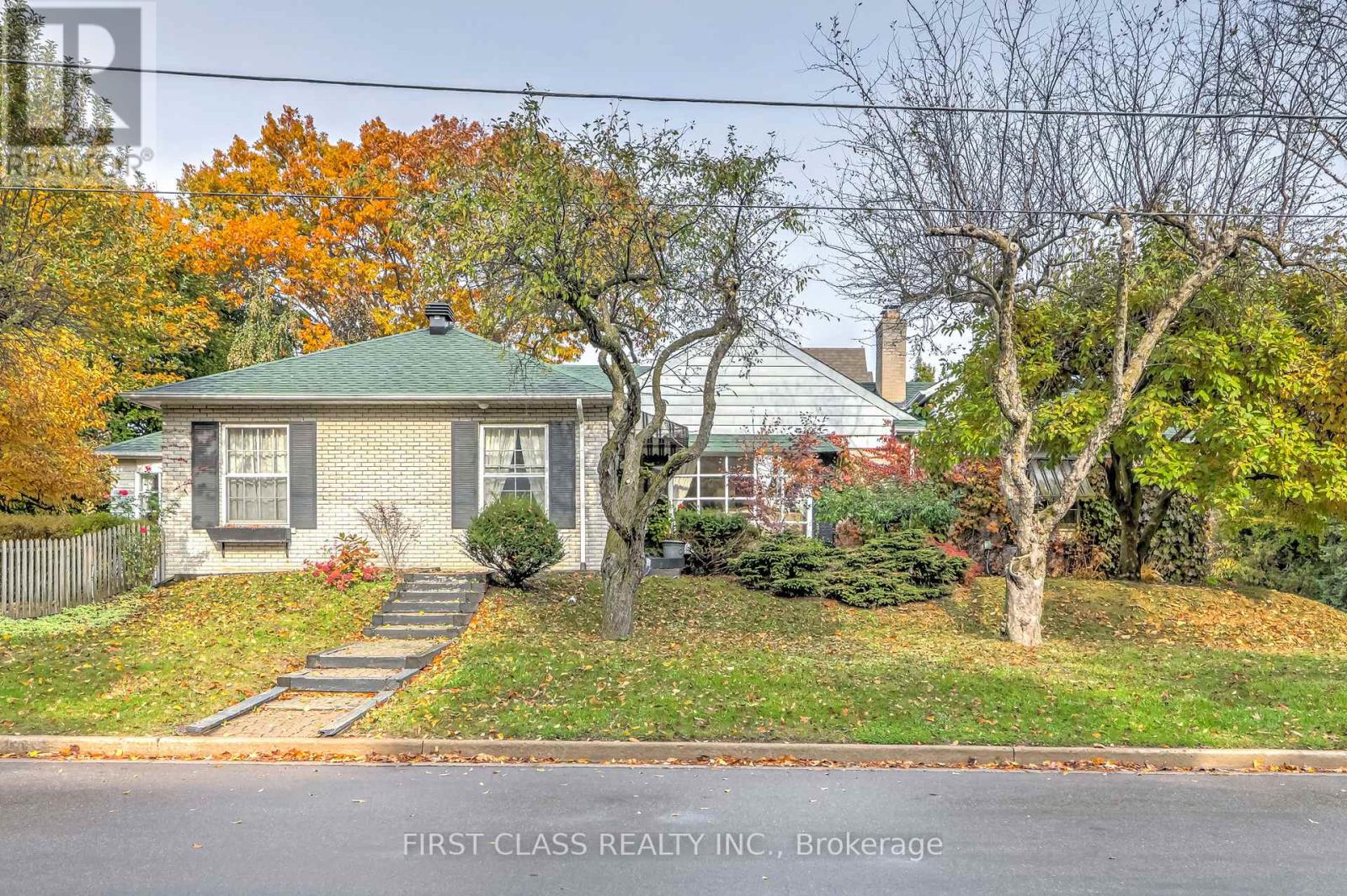 26 YORK ROAD - 1