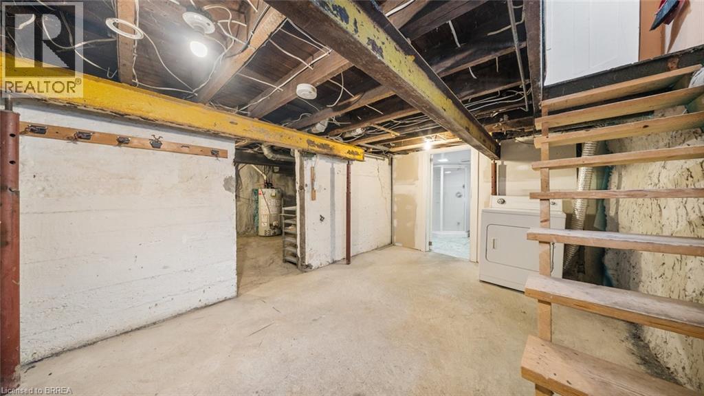47 GREY Street - 22