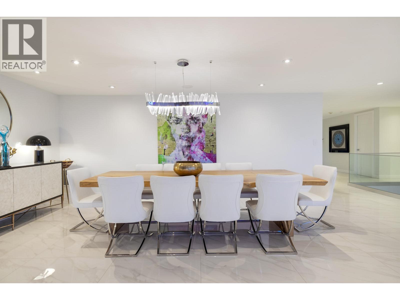 3305 WESTMOUNT ROAD, West Vancouver