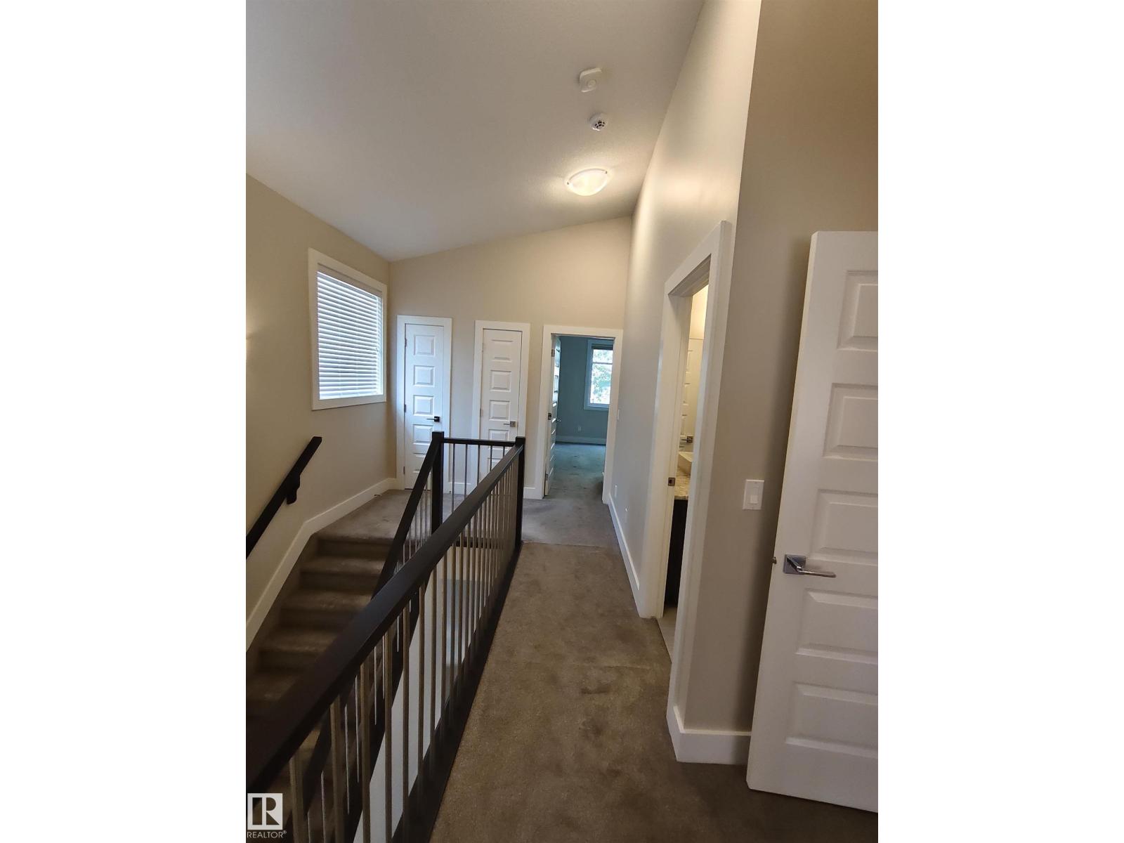 9527 75 AV NW, Edmonton