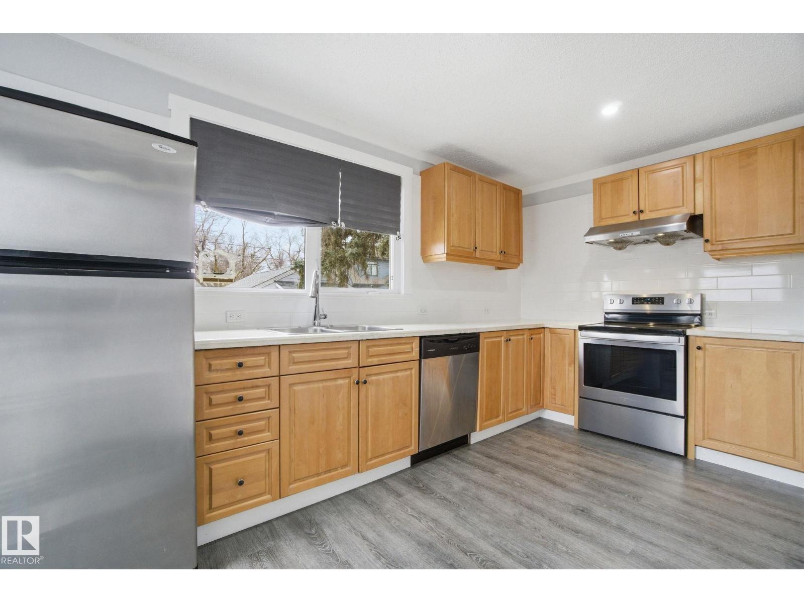 9916 108 ST, Fort Saskatchewan