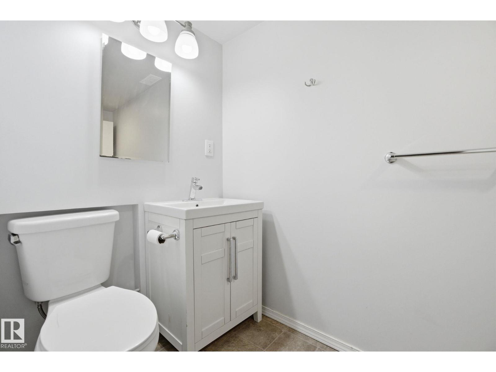 9916 108 ST, Fort Saskatchewan