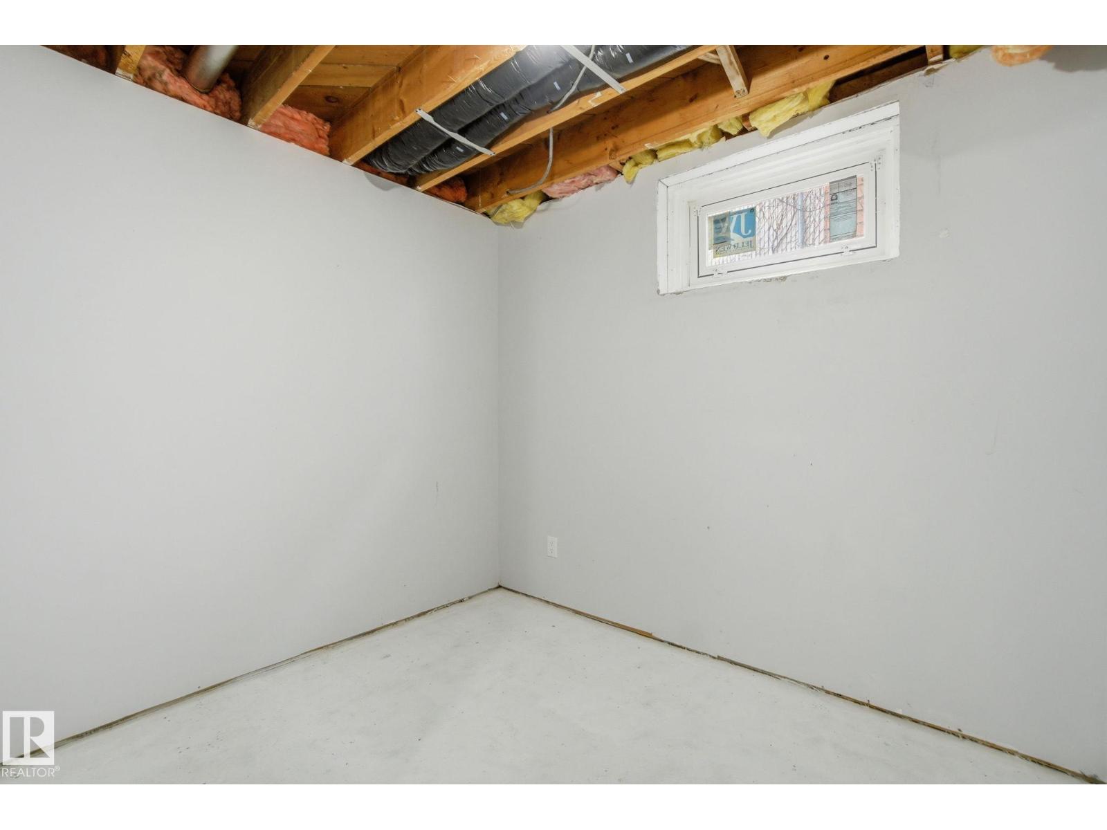 9916 108 ST, Fort Saskatchewan