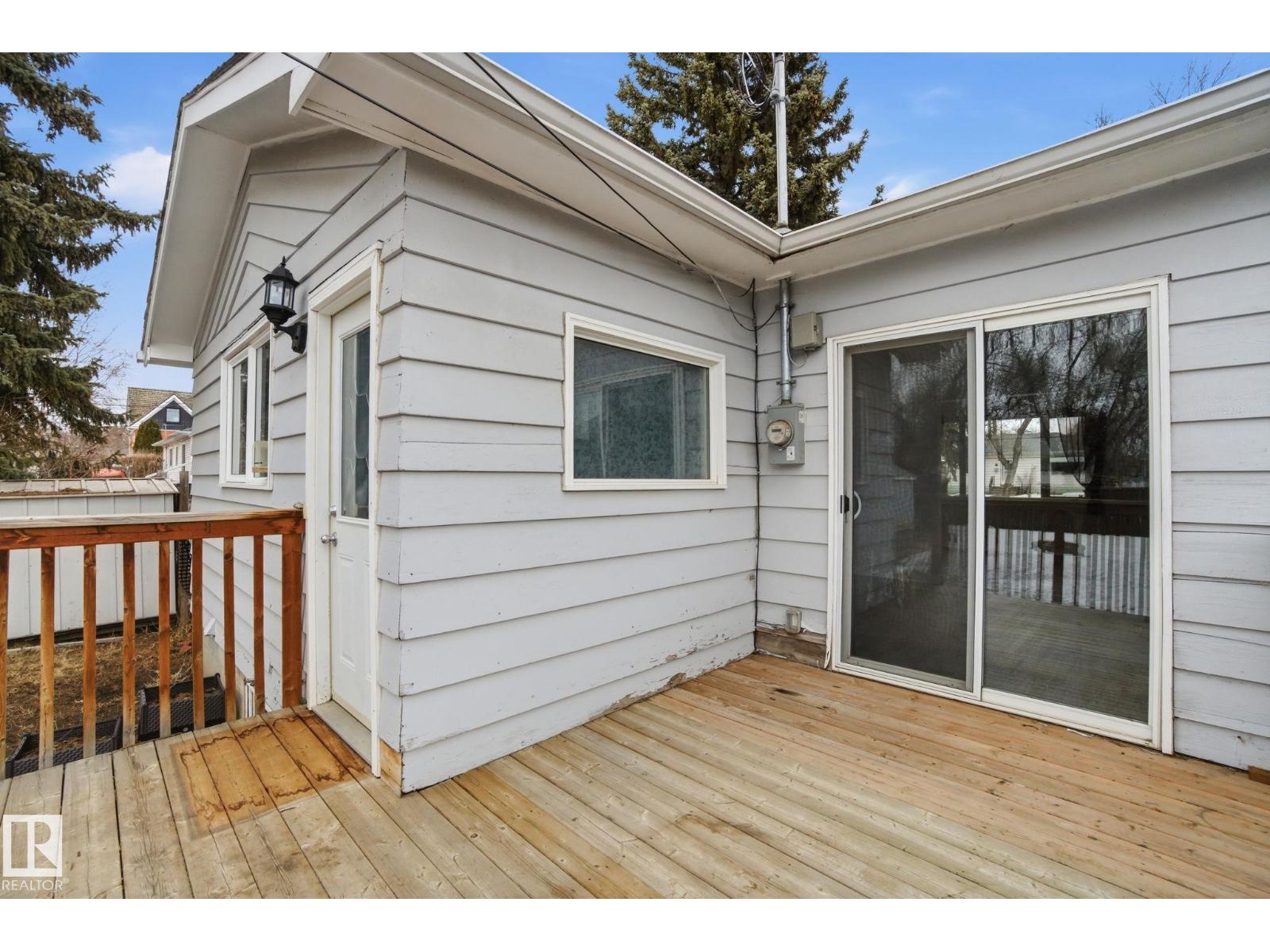 9916 108 ST, Fort Saskatchewan