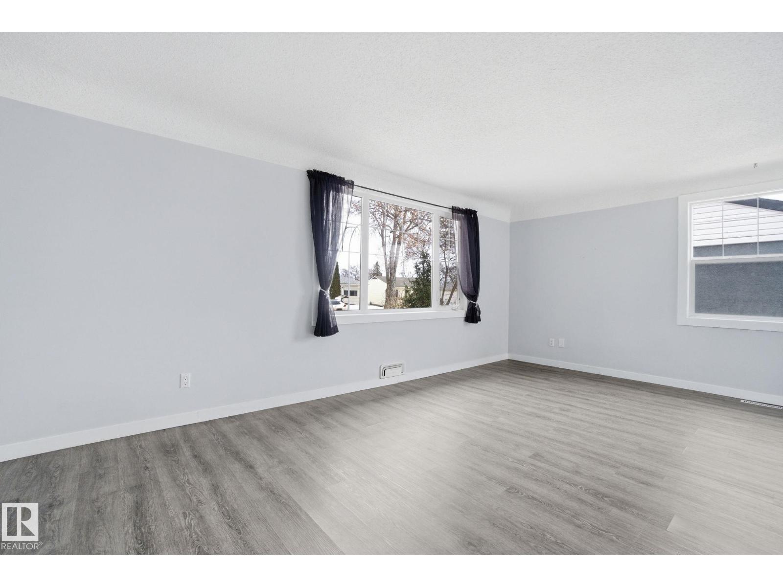 9916 108 ST, Fort Saskatchewan