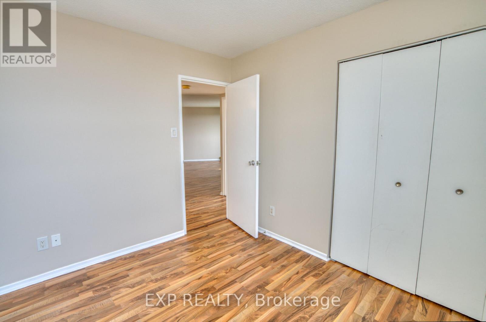 1201 - 1380 PRINCE OF WALES DRIVE — photo 27