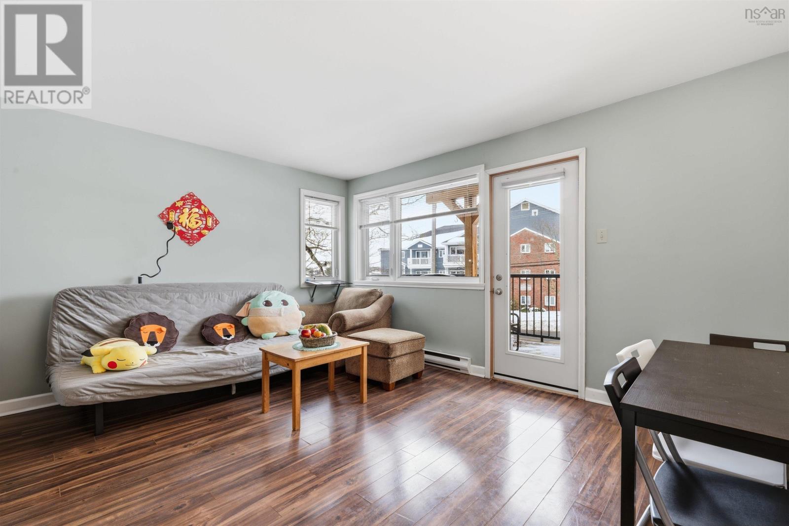 Property 35 of 40 of 201 131 Farnham Gate Road