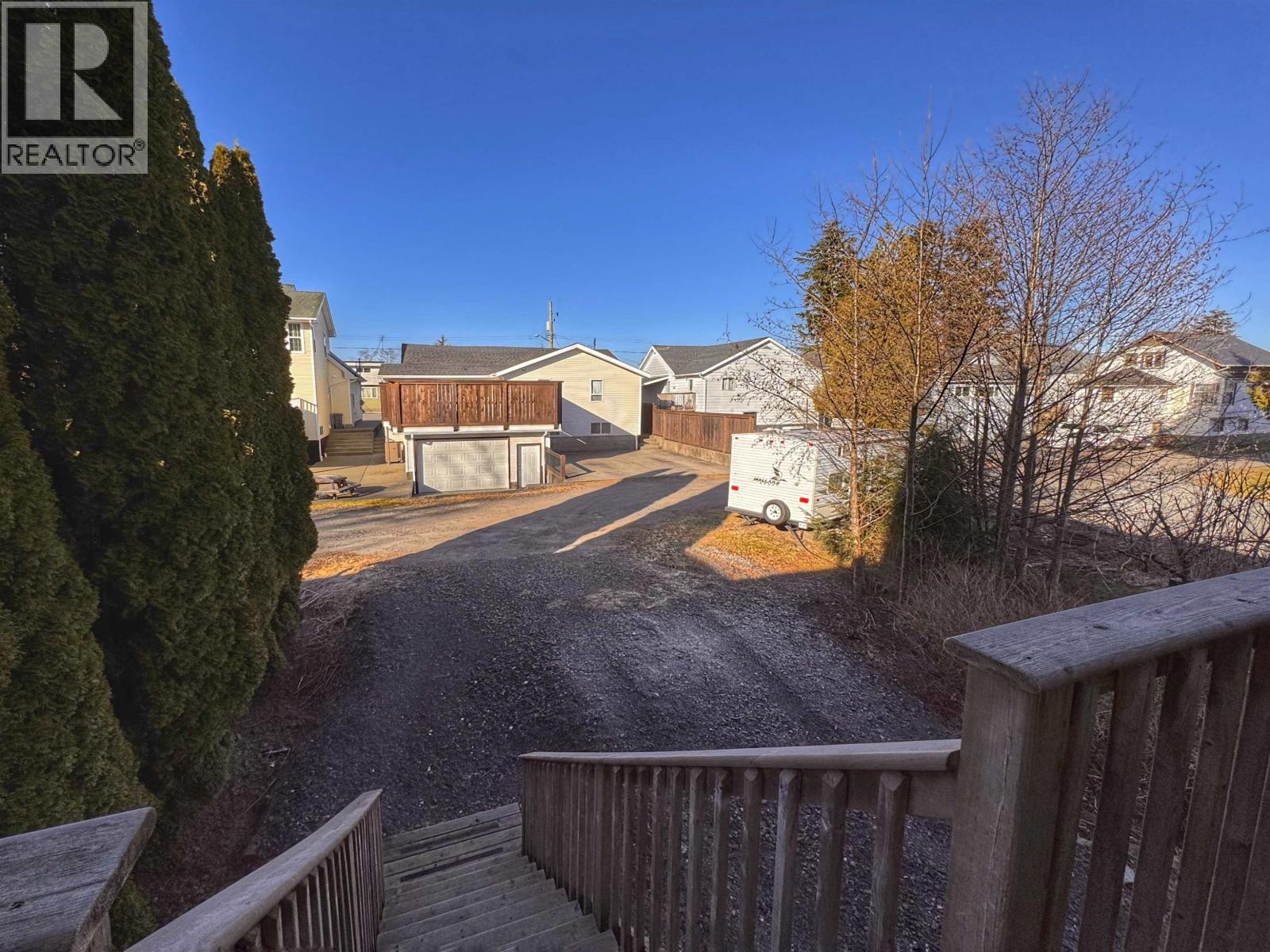 419 E 6TH AVENUE - 21