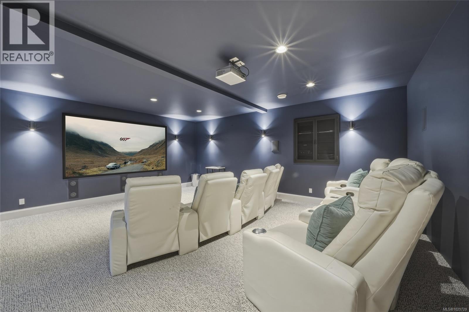 2226 Arbutus Rd, Saanich