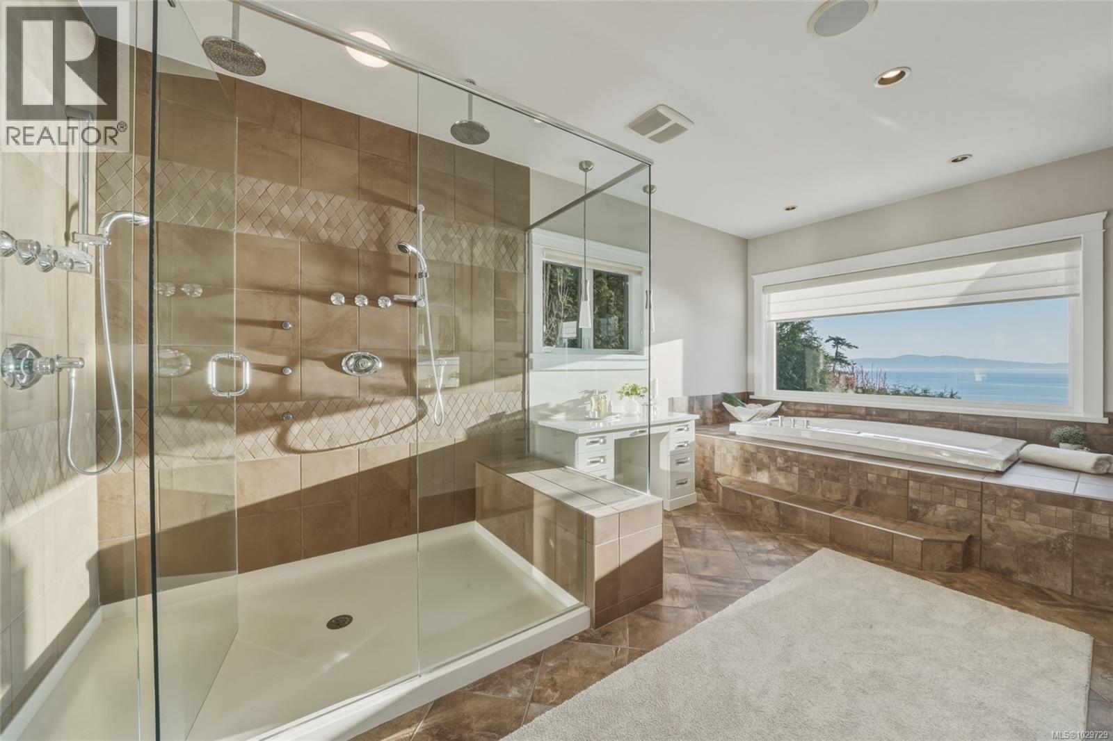 2226 Arbutus Rd, Saanich