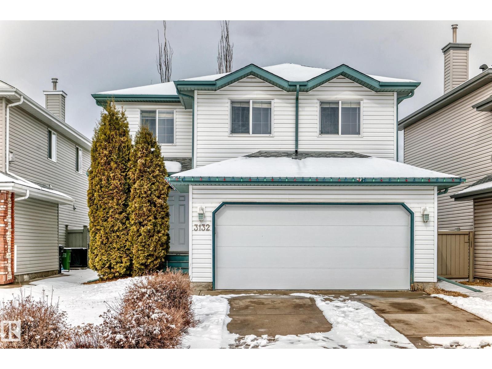 3132 33 AV NW, Edmonton