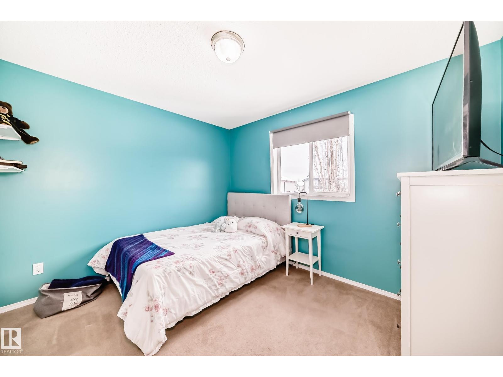 3132 33 AV NW - 31