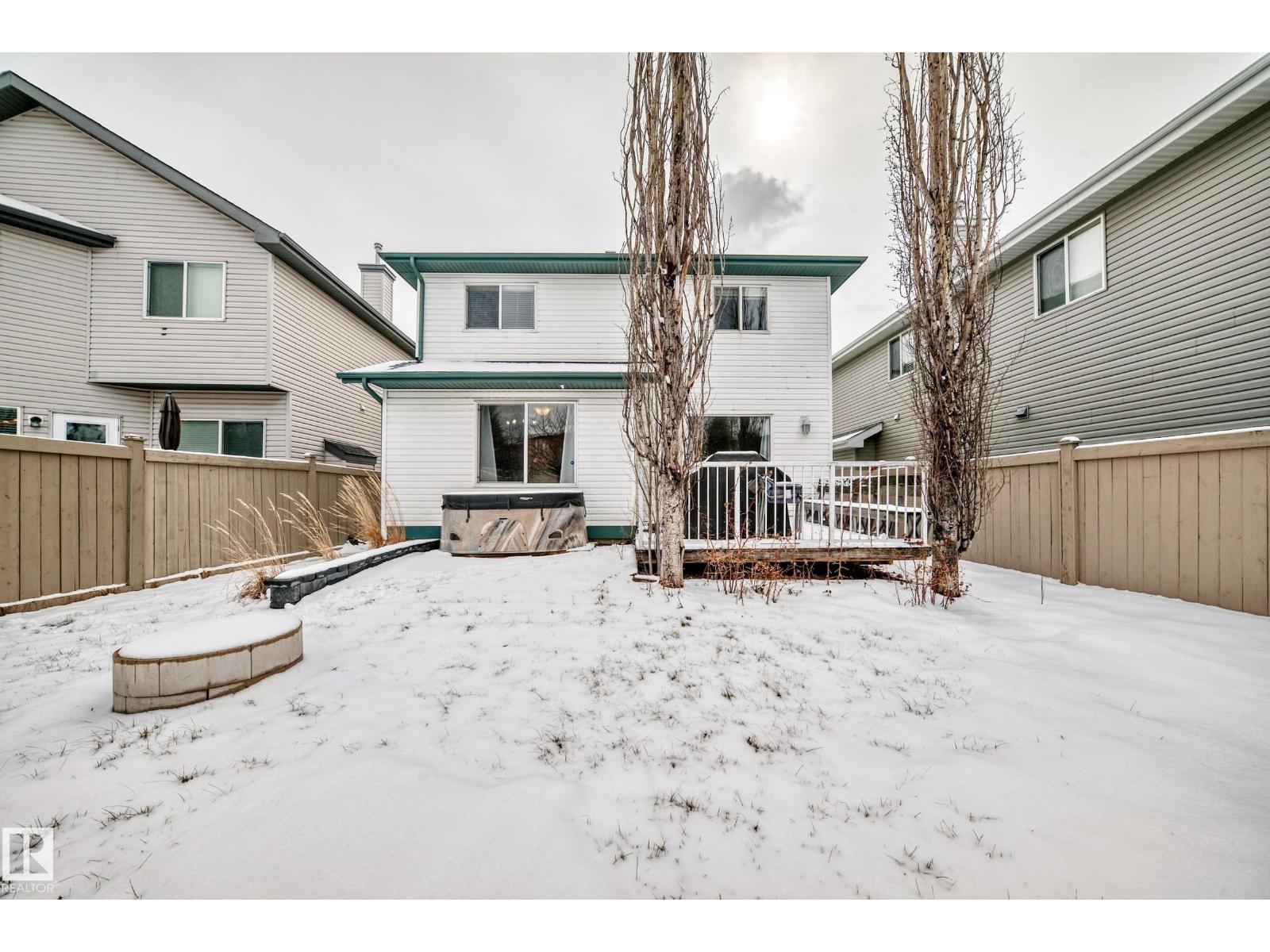 3132 33 AV NW, Edmonton