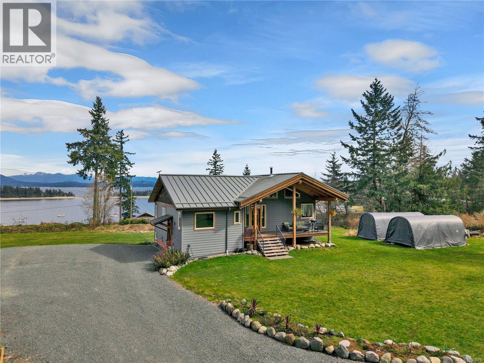 609 Valpy Rd - 8