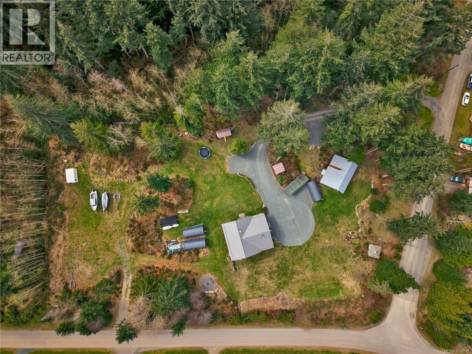 609 Valpy Rd - 54
