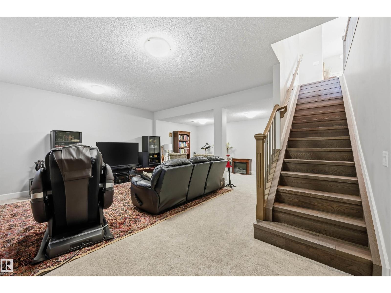 #1 103 ALLARD LI SW, Edmonton