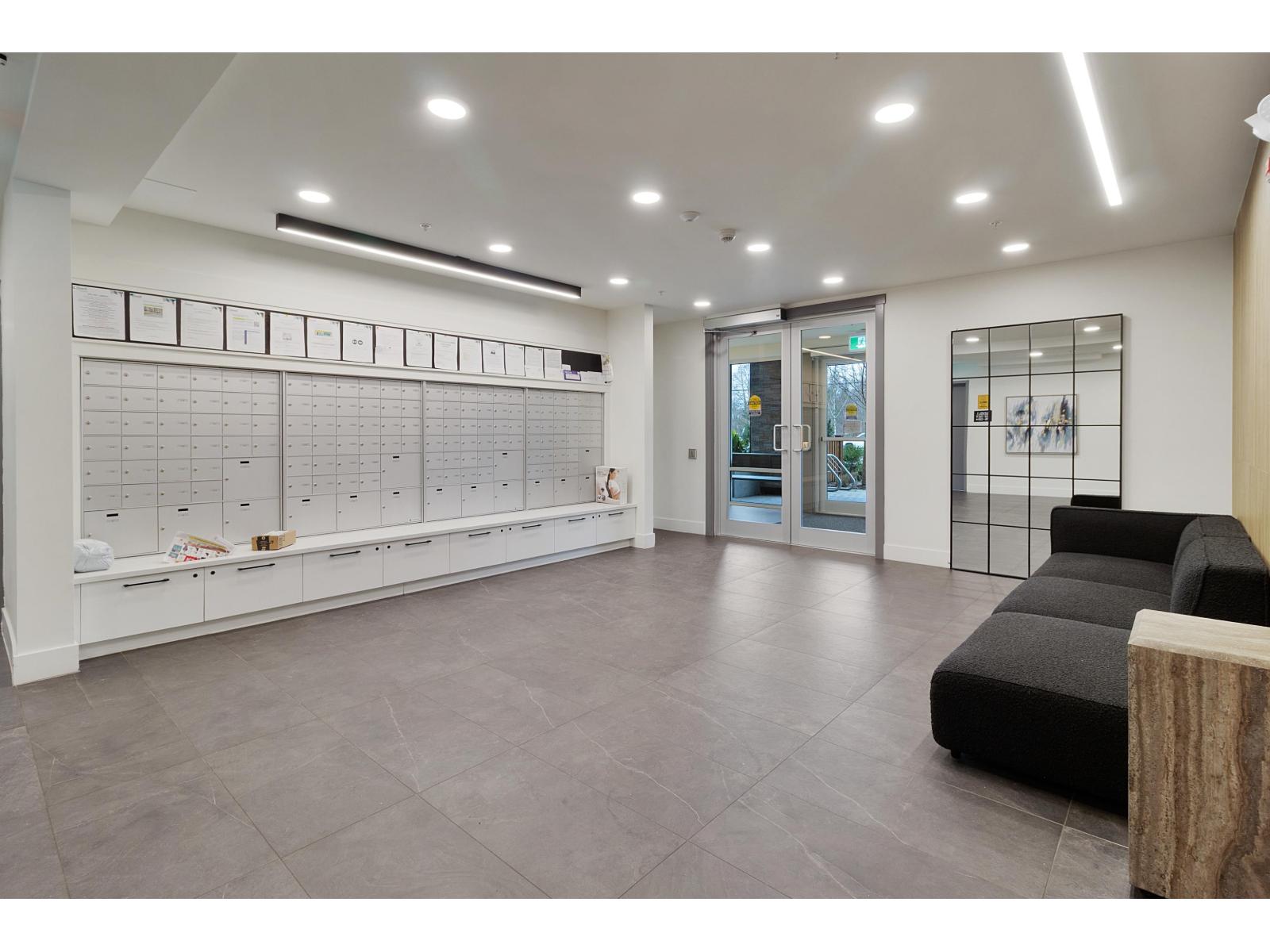 327 7506 199A STREET, Langley