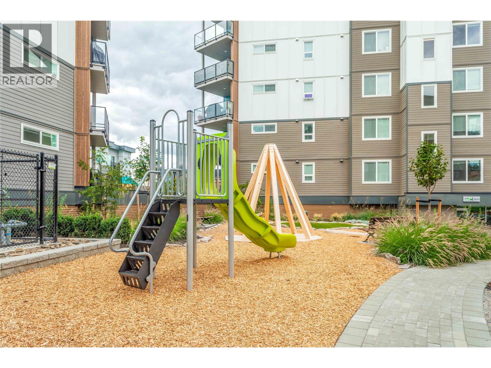 3634 Mission Springs Drive Unit# 404, Kelowna